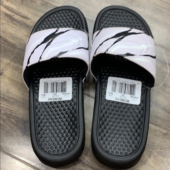 NIKE WMNS SLIDES multi colored - Picture 2 of 16